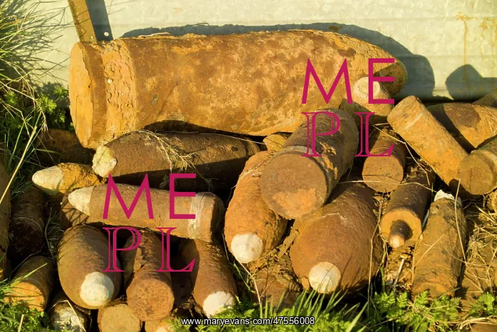 : Iron Harvest - unexploded shells and mortar bombs : Iron Harvest - unexploded shells and mortar bombs