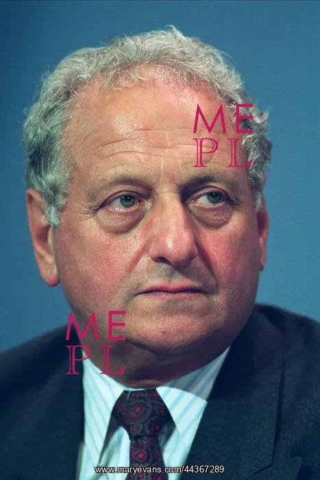  : Irvine Patnick MP