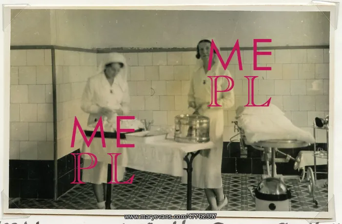 : Isabel Dodds and Renee Shadbolt : Isabel Dodds and Renee Shadbolt