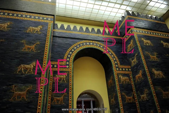 : Ishtar Gate. 4th century BC. Babylon : Ishtar Gate. 4th century BC. Babylon