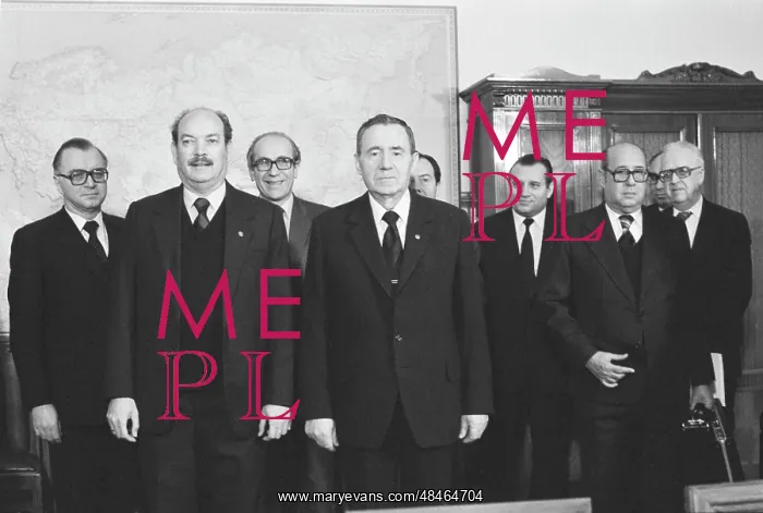 : Isidoro Malmierca Peoli visiting USSR : Isidoro Malmierca Peoli visiting USSR