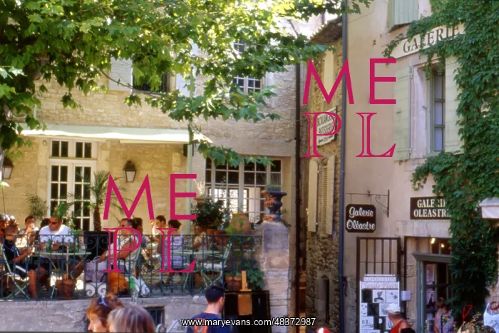 : Isle sur la Sorgue, Provence : Isle sur la Sorgue, Provence