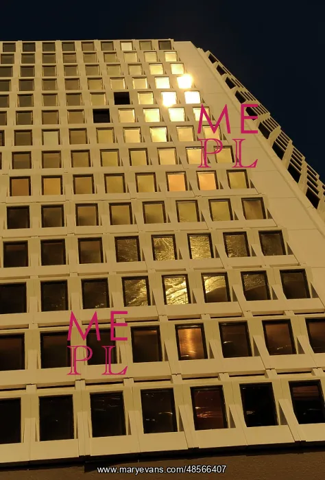  : Israel. Tel Aviv. Skyscraper