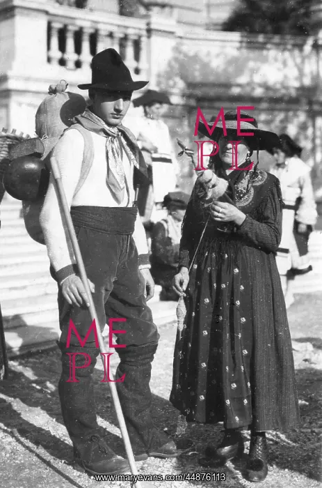 : ITALIAN COSTUMES : ITALIAN COSTUMES