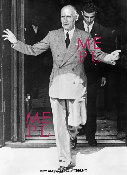 : Italian delegates leave the council meeting : Italian delegates leave the council meeting