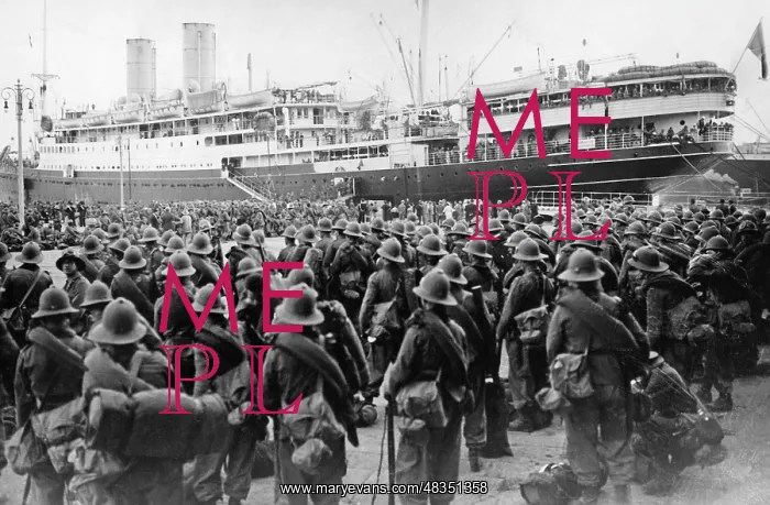 : Italian at the port of Messina, 1935 : Italian at the port of Messina, 1935