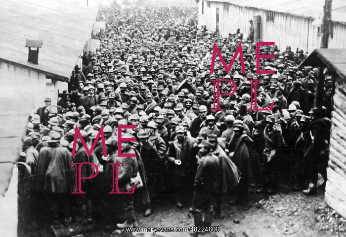 : Italian prisoners of war, 1917 : Italian prisoners of war, 1917