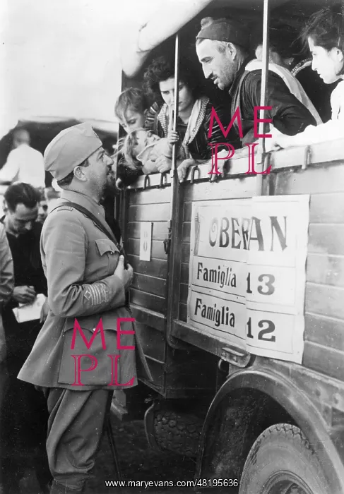 : Italian settlers in Libya, 1939 : Italian settlers in Libya, 1939