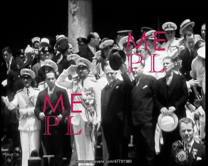 : Italo Balbo Standing With a Large Crowd : Italo Balbo Standing With a Large Crowd