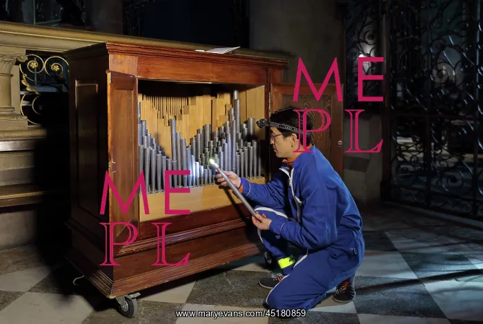 : Itaru Sekiguchi, organ builder, Cathedrale Notre-Dame : Itaru Sekiguchi, organ builder, Cathedrale Notre-Dame