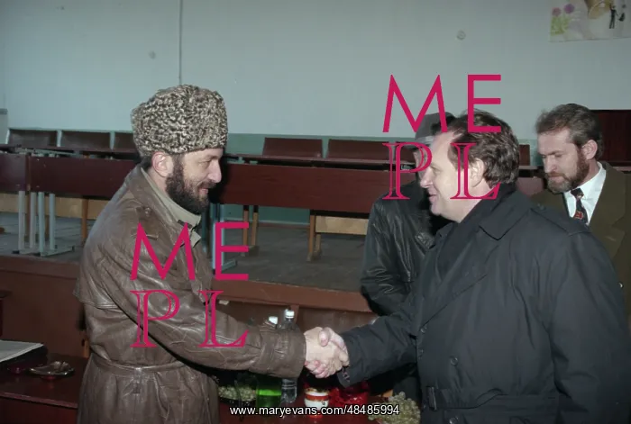 : Ivan Rybkin visits Chechnya : Ivan Rybkin visits Chechnya