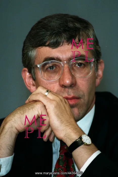  : Jack Straw MP