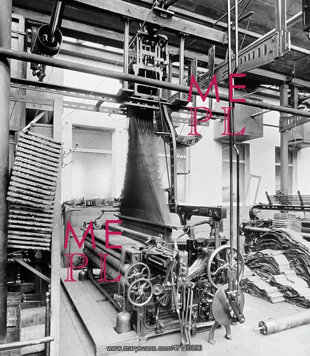 : Jacquard loom in a woollen mill in Bradford : Jacquard loom in a woollen mill in Bradford