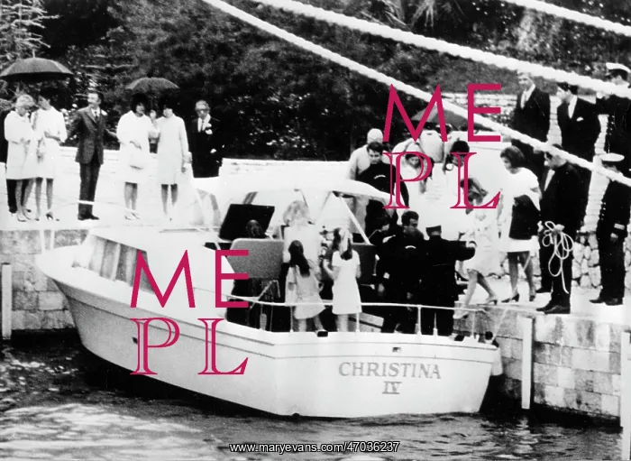 : Jacqueline Kennedy and Aristotle Onassis wedding : Jacqueline Kennedy and Aristotle Onassis wedding