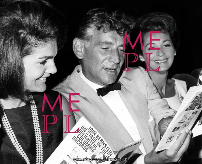 : Jacqueline Kennedy, Leonard Bernstein and ? : Jacqueline Kennedy, Leonard Bernstein and ?