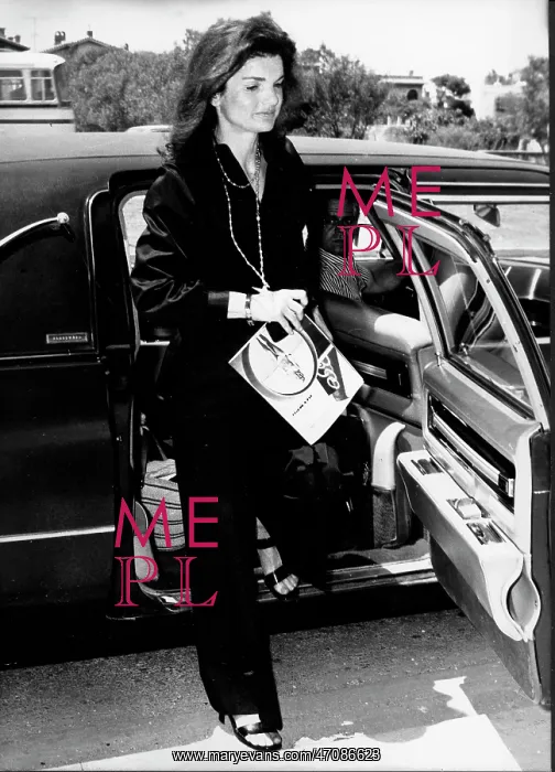 : Jacqueline Kennedy Onassis in Athens : Jacqueline Kennedy Onassis in Athens