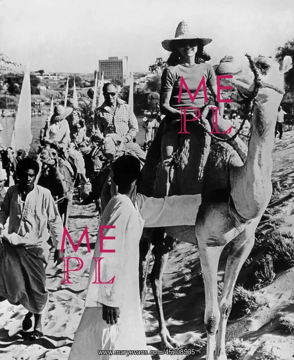 : Jacqueline Kennedy Onassis on vacation in ? : Jacqueline Kennedy Onassis on vacation in ?