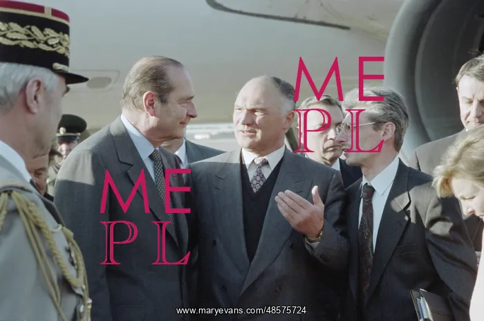 : Jacques Chirac visits Russia : Jacques Chirac visits Russia