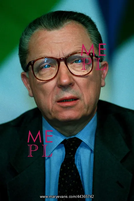  : Jacques Delors
