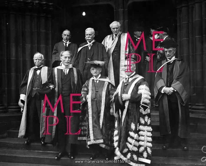 : James Barrie : James Barrie