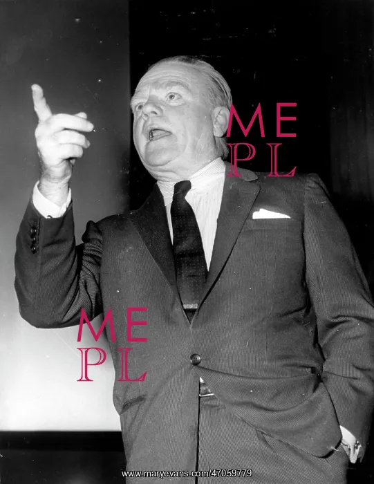 : James Cagney : James Cagney