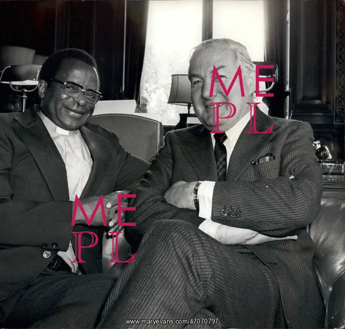 : James Callaghan and Bishop Abel Muzorewa of ANC : James Callaghan and Bishop Abel Muzorewa of ANC