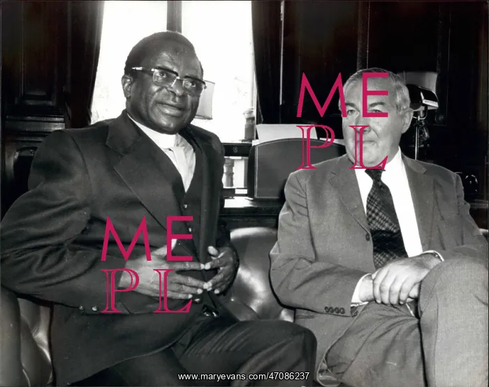 : James Callaghan and Bishop Abel Muzorewa of ANC : James Callaghan and Bishop Abel Muzorewa of ANC