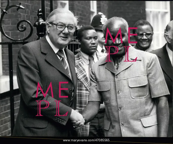 : James Callaghan and President Kaunda of Zambia : James Callaghan and President Kaunda of Zambia