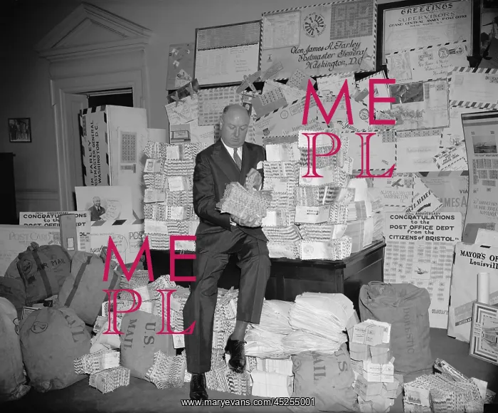: James Farley inspects letters sent during airmail : James Farley inspects letters sent during airmail