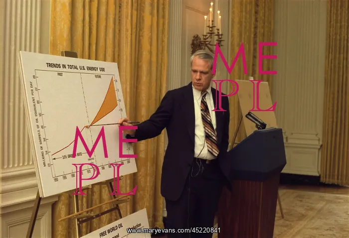: James Schlesinger b. 1929 giving a briefing ? : James Schlesinger b. 1929 giving a briefing ?