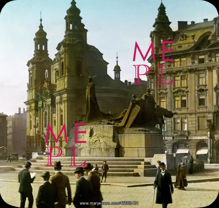 : Jan Hus - Statue - Architecture - Prague : Jan Hus - Statue - Architecture - Prague