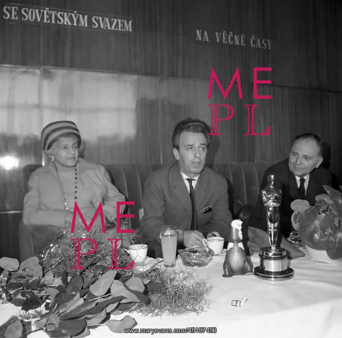: Jan Kadar - Elmar Klos - Ida Kaminska - press : Jan Kadar - Elmar Klos - Ida Kaminska - press