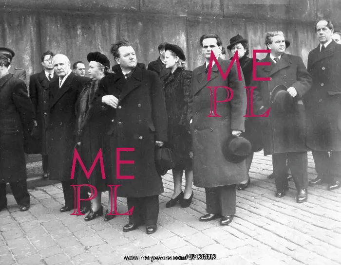 : Jan Masaryk - funeral : Jan Masaryk - funeral