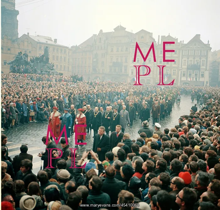 : Jan Palach - funeral procession - university dignitaries : Jan Palach - funeral procession - university dignitaries