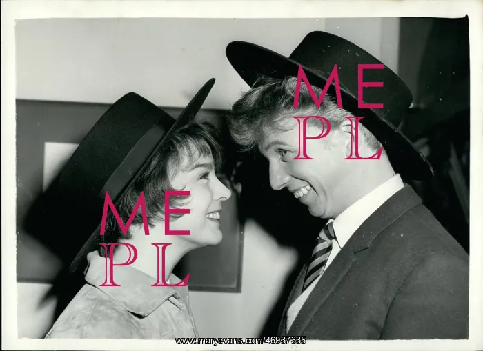 : Janet Munro and Tommy Steele : Janet Munro and Tommy Steele