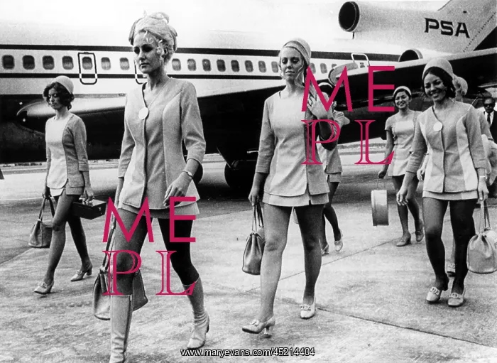 : January 8, 1972-- Miami, FLA-- Stewardesses ? : January 8, 1972-- Miami, FLA-- Stewardesses ?