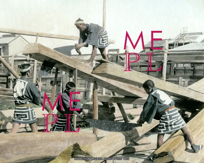: Japanese carpenters at work : Japanese carpenters at work