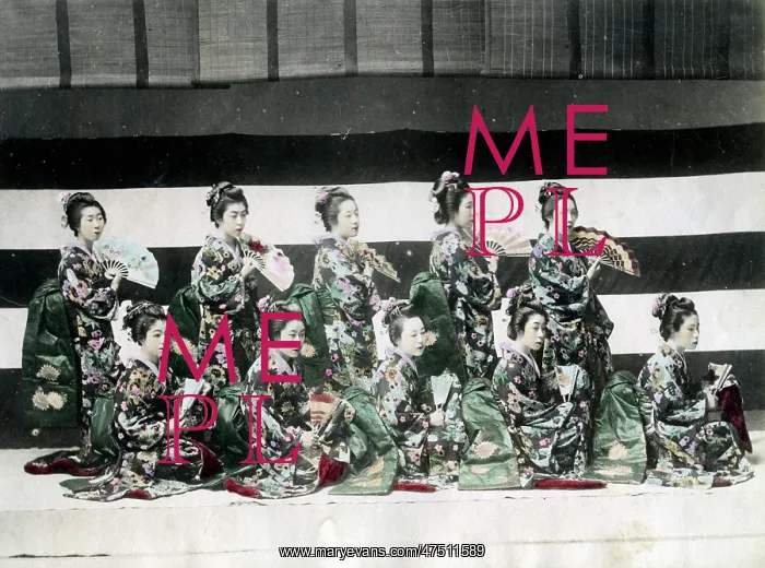  : Japanese Miyako Dancers