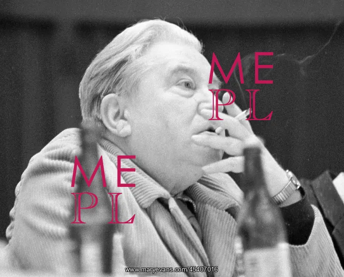 : Jaroslav Seifert - poet - writer - cigarette : Jaroslav Seifert - poet - writer - cigarette