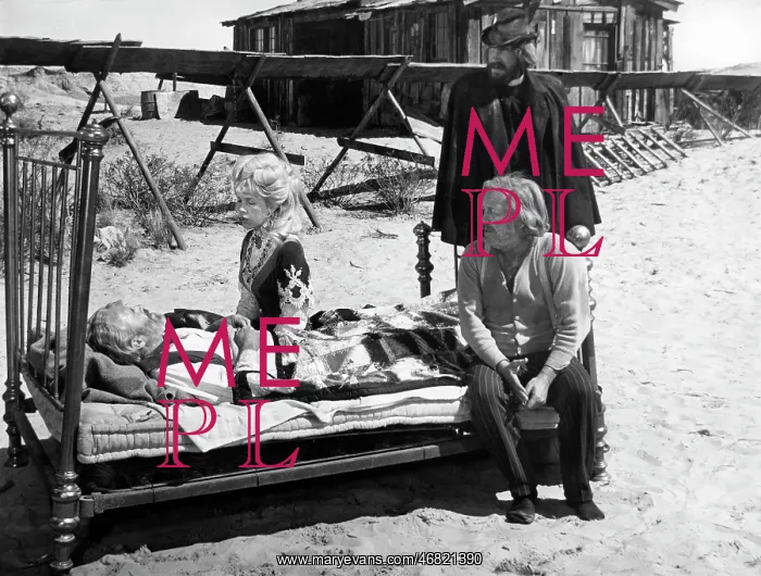 : Jason Robards - Stella Stevens - David Warner : Jason Robards - Stella Stevens - David Warner