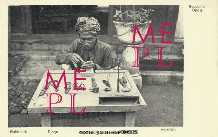  : Java - A goldsmith at work