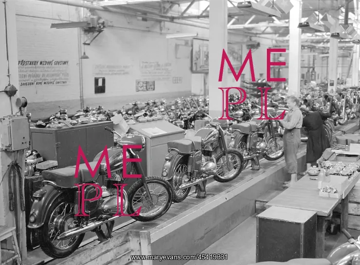 : JAWA motorcycle plant - assembly line : JAWA motorcycle plant - assembly line