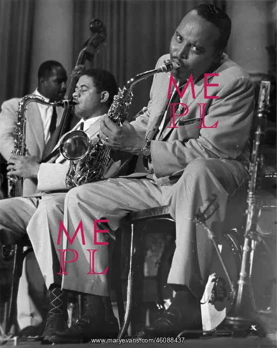 : Jazz-saxophonist Marshall Royal of the : Jazz-saxophonist Marshall Royal of the