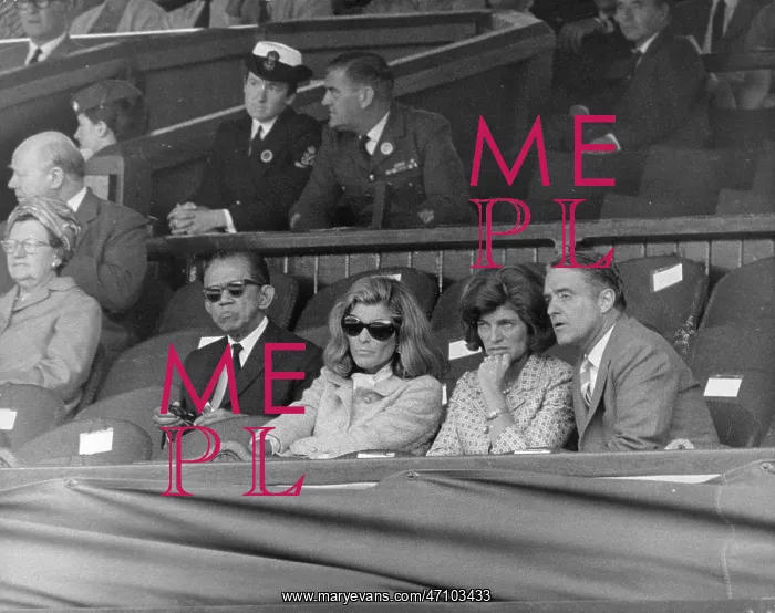 : Jean Ann Kennedy Smith, Eunice and Sargent Shriver : Jean Ann Kennedy Smith, Eunice and Sargent Shriver