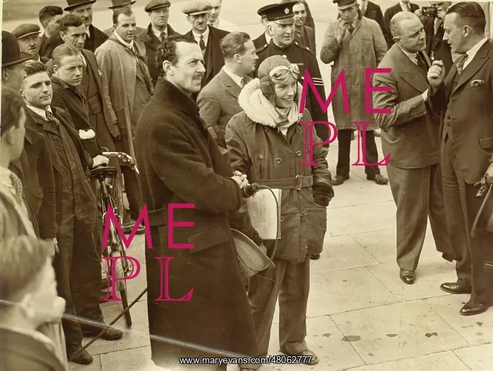 : Jean Batten on her arrival at Croydon : Jean Batten on her arrival at Croydon