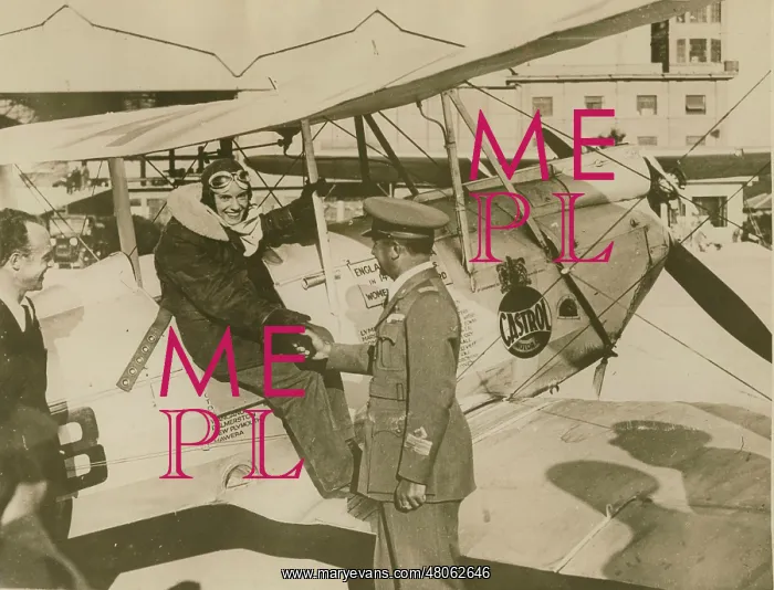 : Jean Batten on her arrival in Rome : Jean Batten on her arrival in Rome