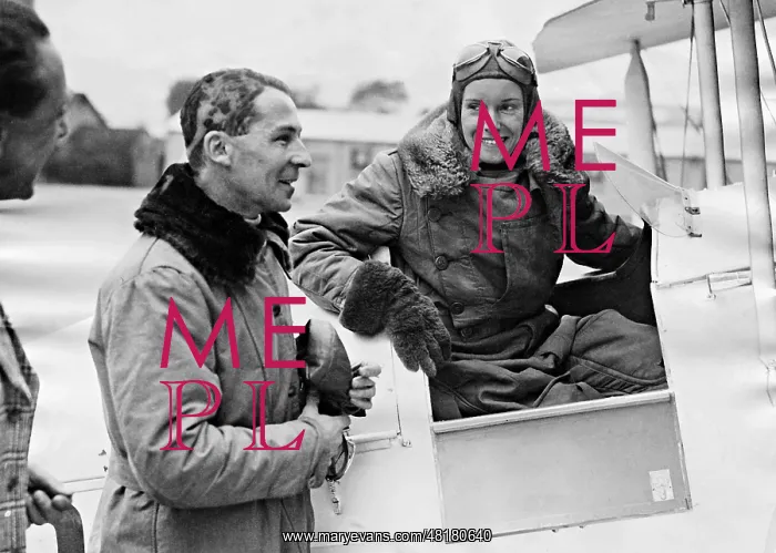 : Jean Batten and Edward Walter, 1935 : Jean Batten and Edward Walter, 1935