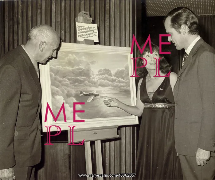 : Jean Batten after the unveiling of painting of her Percival : Jean Batten after the unveiling of painting of her Percival