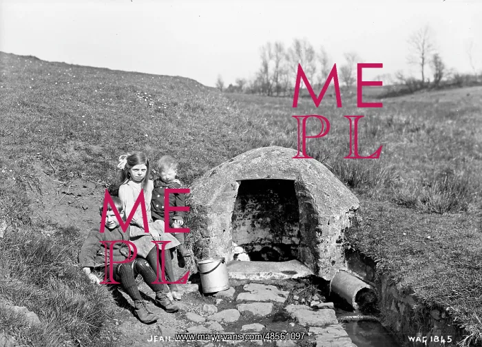 : Jean Bell's Well, Bellaghy : Jean Bell's Well, Bellaghy
