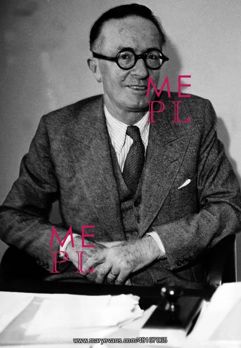 : Jean Giraudoux, 1939 : Jean Giraudoux, 1939